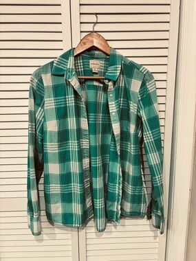 G.H. Bass & Co Plaid Teal Button Up Flannel-Medium